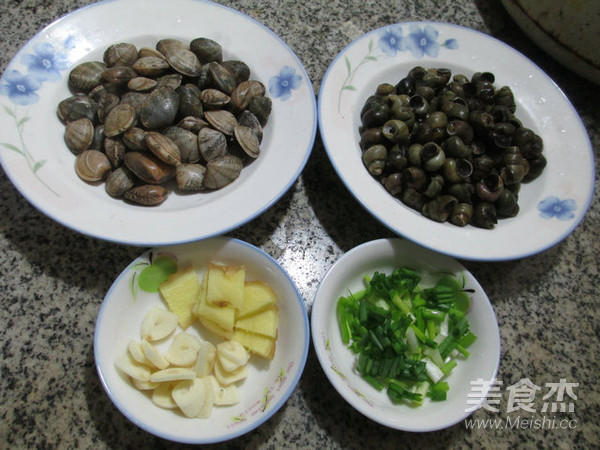 Fried Clams with Snails recipe