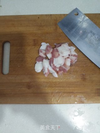 Stir-fried Pork Belly with Cabbage Fungus recipe