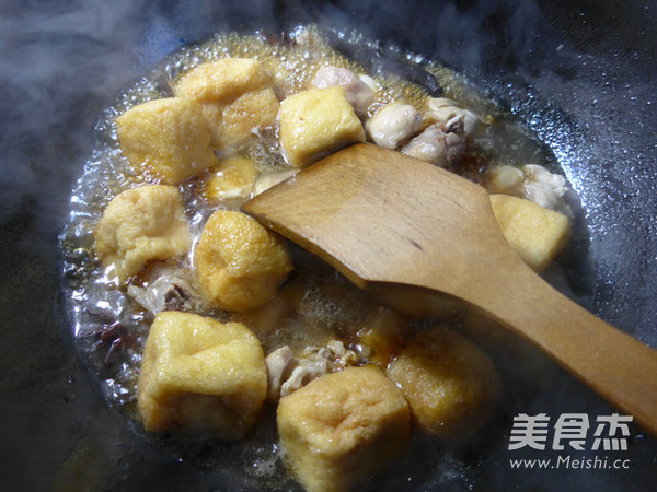 Braised Rabbit Meat with Oil Tofu recipe