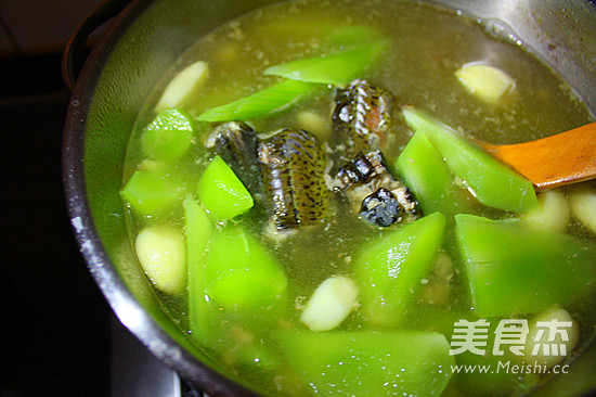 Eel Lettuce Soup recipe