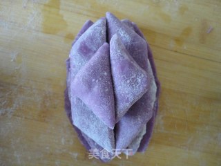 Purple Sweet Potato Chrysanthemum Roll recipe