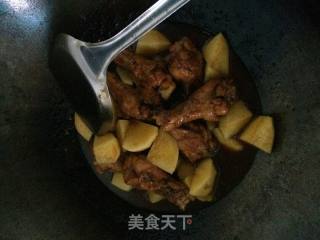 Braised Chicken Drumsticks with Potatoes recipe