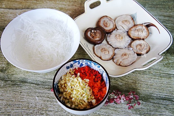 Garlic Vermicelli and Shiitake Mushrooms recipe