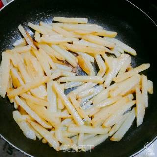 Stir-fried Potato Chips [super Simple Fast Hand Dish] recipe