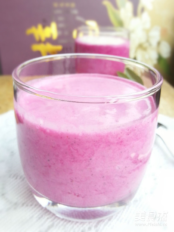 Dragon Fruit Almond Shake recipe