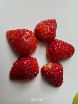 Flower-shaped Fruit Platter recipe