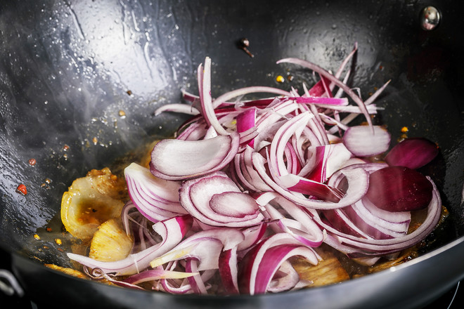 Authentic Onion Twice-cooked Pork recipe