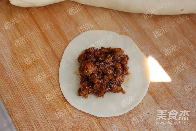 Honey Sauce Barbecued Pork Bun recipe