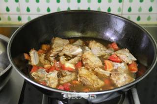 Spicy Tomato Pork Ribs Stewed Potatoes recipe