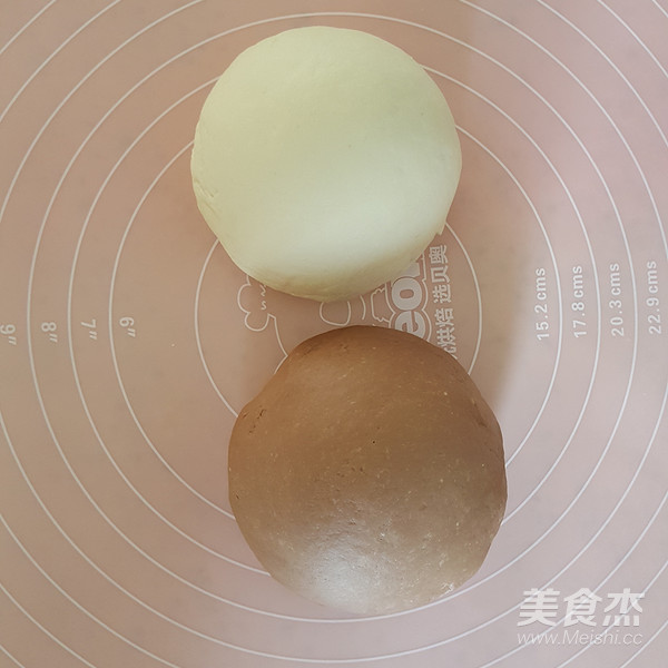 Two-color Steamed Buns recipe