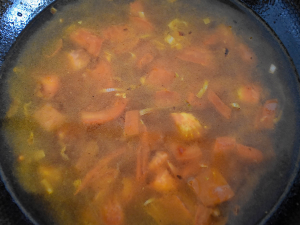 #中卓牛骨汤面# Instant Noodles with Tomato and Mushroom recipe