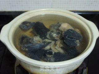 Medicinal Black Chicken Soup recipe