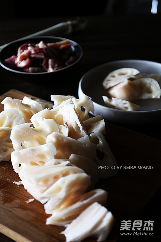 Cured Duck Braised Lotus Root recipe