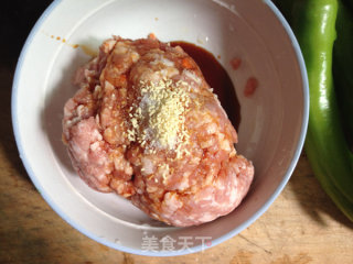 An Essential Ingredient for Improving Immunity and Beauty---stuffed Meat with Pepper, Salt and Pepper recipe