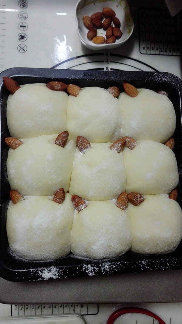 Kitten Squeezes Bread recipe