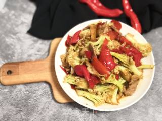 Stir-fried Cauliflower with Red Pepper Pork recipe