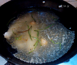 Yellow Croaker Simmered Noodles recipe