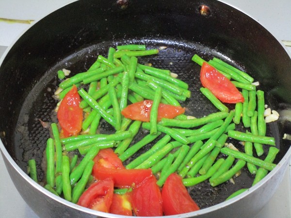 Stir-fried Cowpea with Eggplant and Tomato recipe