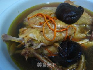 A Beautiful Soup for Strengthening Physique and Improving Immunity-mushroom Cordyceps Flower Chicken Soup recipe
