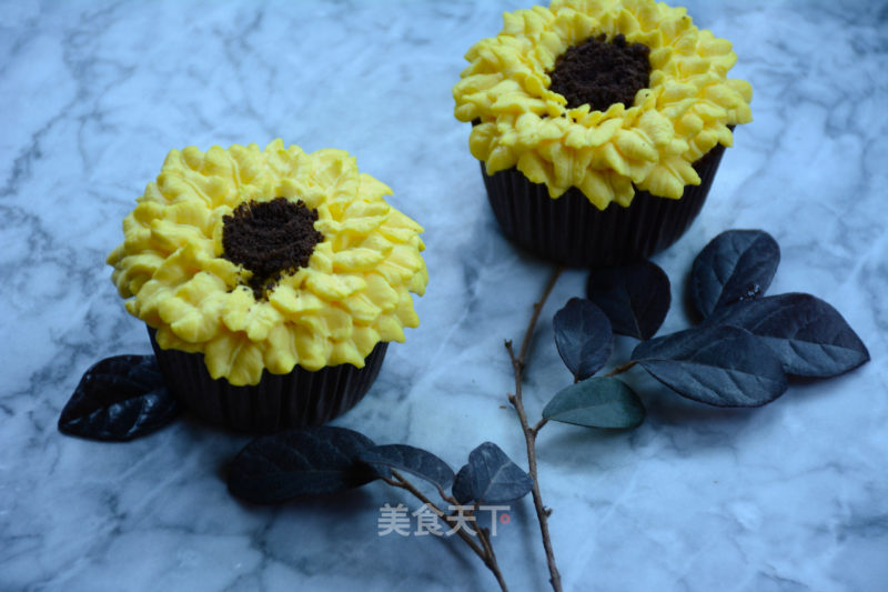 # Fourth Baking Contest and is Love to Eat Festival# Sunflower Cupcakes