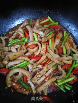 Lao Gan Ma Beef Tripe Stir-fried Garlic Moss recipe