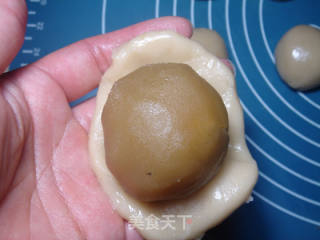 【cantonese-style White Lotus Paste and Egg Yolk Mooncakes】 recipe