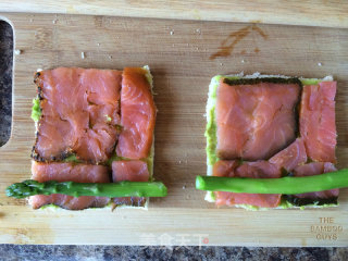 Salmon Toast Roll recipe