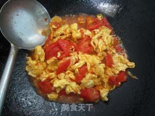 Scrambled Eggs with Tomatoes recipe