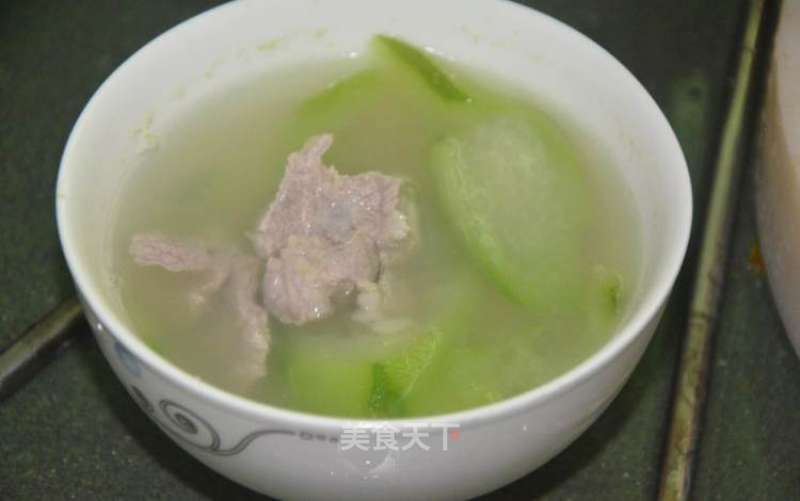 Home-style Loofah and Lean Meat Soup recipe