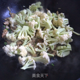 Spicy Pine Cauliflower recipe
