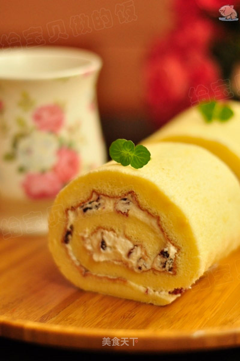 Cranberry Chiffon Cake Roll recipe