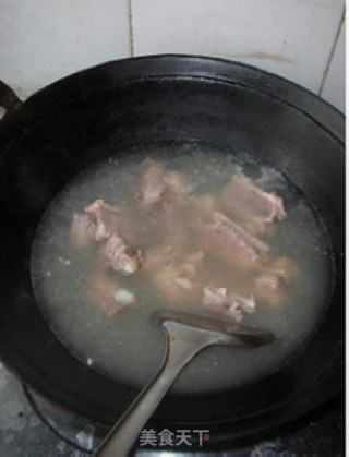 Lotus Root Pork Ribs Soup recipe