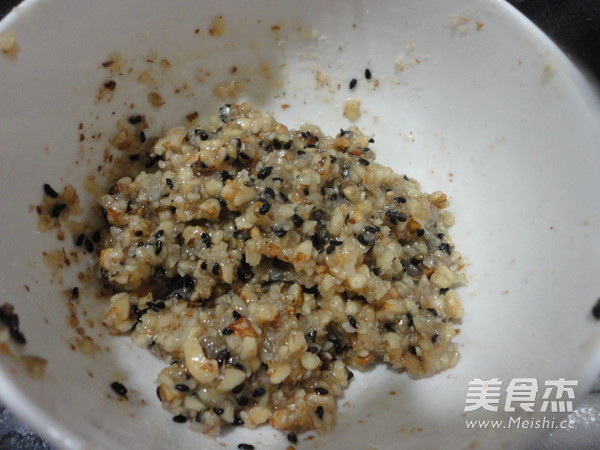 Walnut and Black Sesame Colored Glutinous Rice Balls recipe