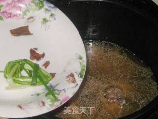 Flying Duck with Yam in Pot recipe