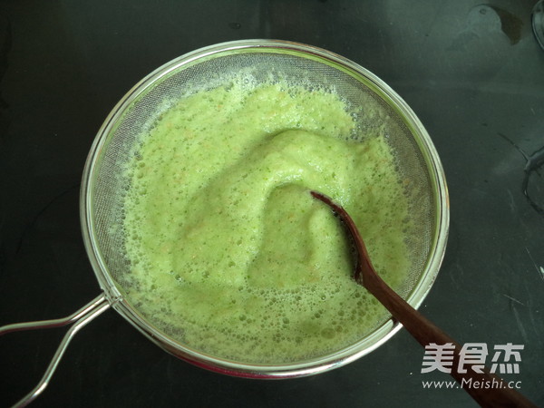 Cucumber and Pear Juice recipe