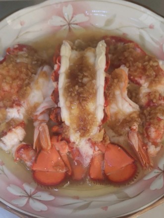 Steamed Lobster with Garlic