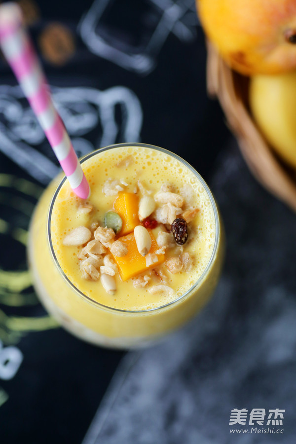 Banana Mango Smoothie with Summer Ice recipe