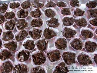 Festive New Year Cake Series (7) @@no Oven Can Also Make New Year Cakes~~ Rich Chocolate Corn Flakes recipe