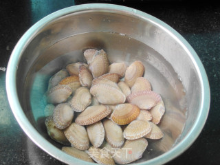 Celery Vermicelli Flower Clam Soup recipe