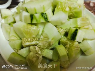 Stir-fried Old Cucumber with Minced Meat recipe