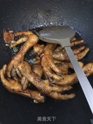 Peanut Butter Chicken Feet recipe