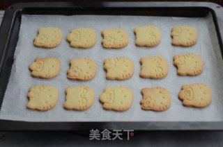 Kitty Family Biscuits recipe