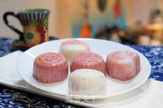 Snowy Mooncakes with Mango Filling recipe