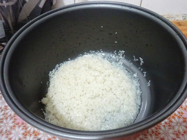 Seasonal Vegetable and Meat Braised Rice recipe