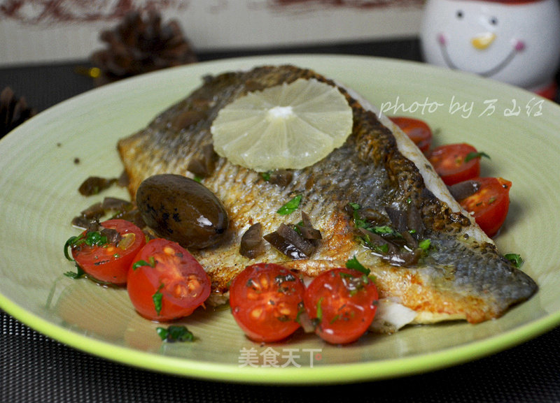 Tomato Olive Seabass Salad recipe