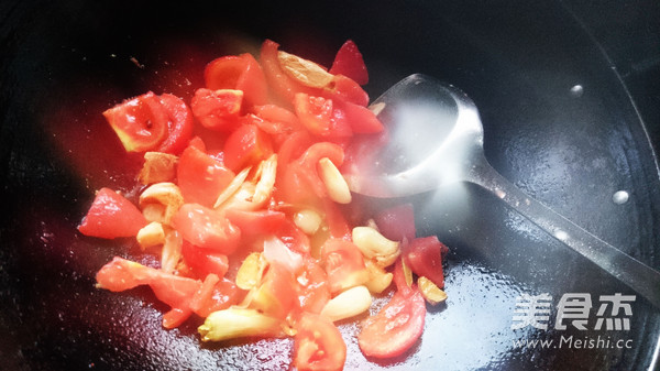 Stewed Beef Brisket with Tomatoes recipe