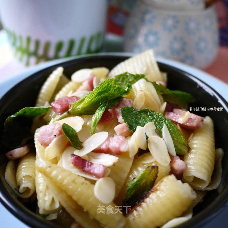 Pasta with Bacon and Mint Almonds recipe