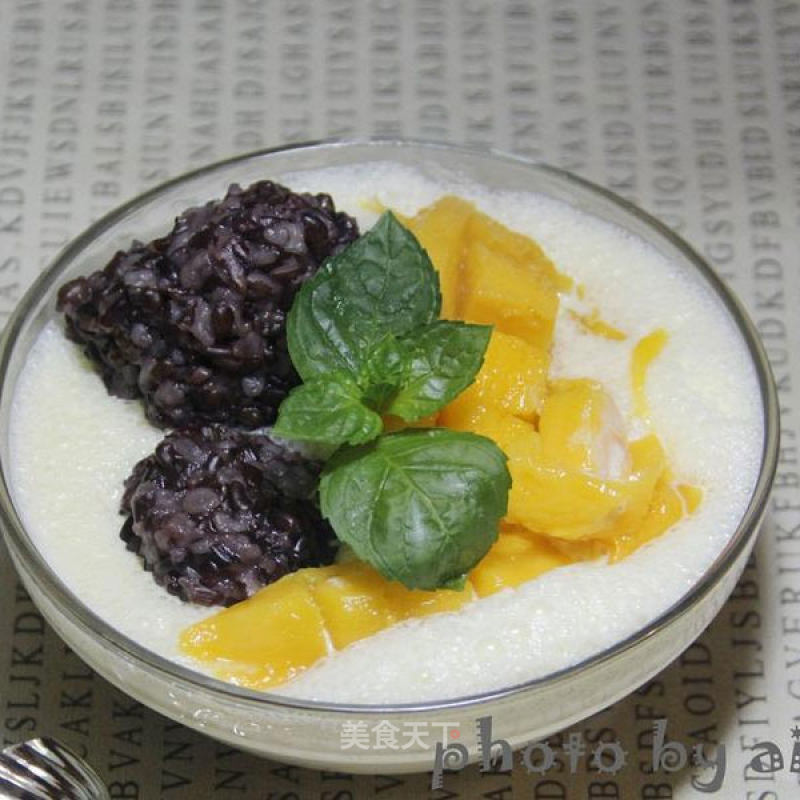 Mango White Snow Black Glutinous Rice Sweet and Sweet recipe