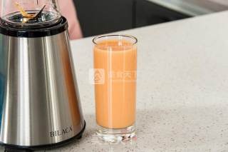 Freshly Squeezed Papaya Milkshake recipe