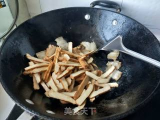 【sichuan Cuisine】fragrant Dried Twice-cooked Pork recipe